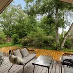 Modern Close To Hjelm Deep Дом отдыха *