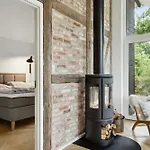Modern Close To Hjelm Deep *