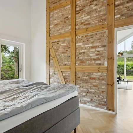 Feriehus Modern Close To Hjelm Deep Ebeltoft