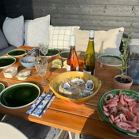 Holiday home Modern Close To Hjelm Deep *